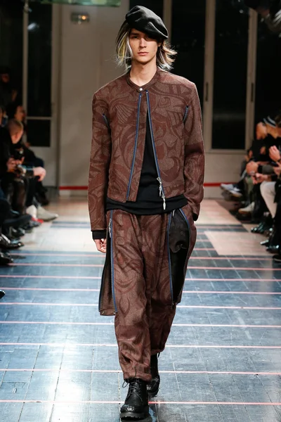 Look 8